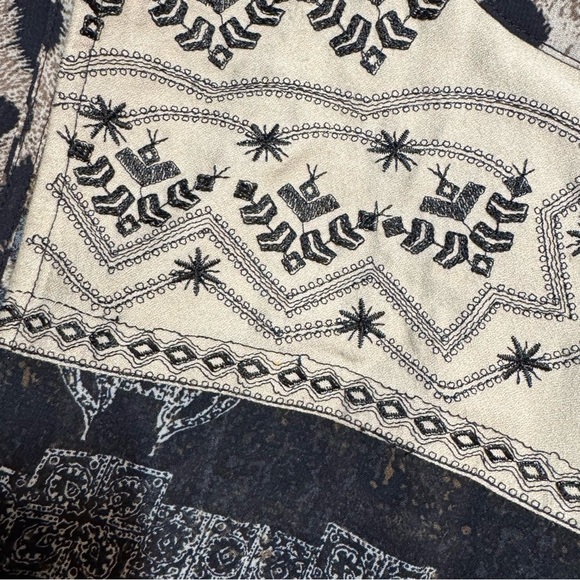 John • Mark Leopard Print Sleeveless Tunic Embroidered size Medium - Picture 10 of 11